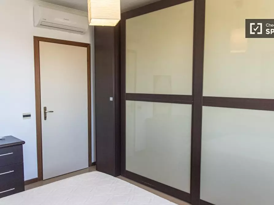 Immagine 5 di Appartamento in affitto  in Viale dei Caduti per la Resistenza a Roma