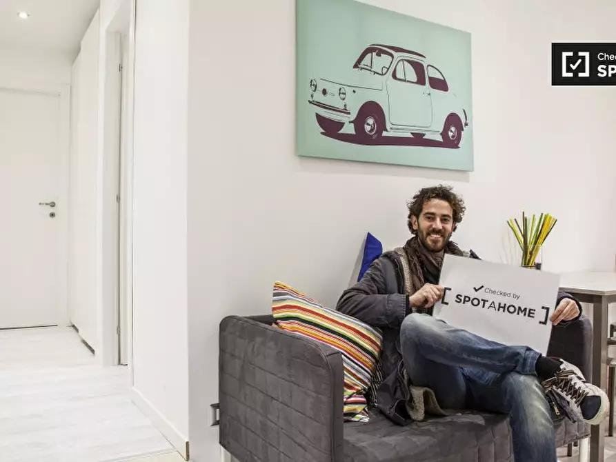 Immagine 10 di Camera condivisa in affitto  in Via Valdinievole, Roma RM, Italy a Roma