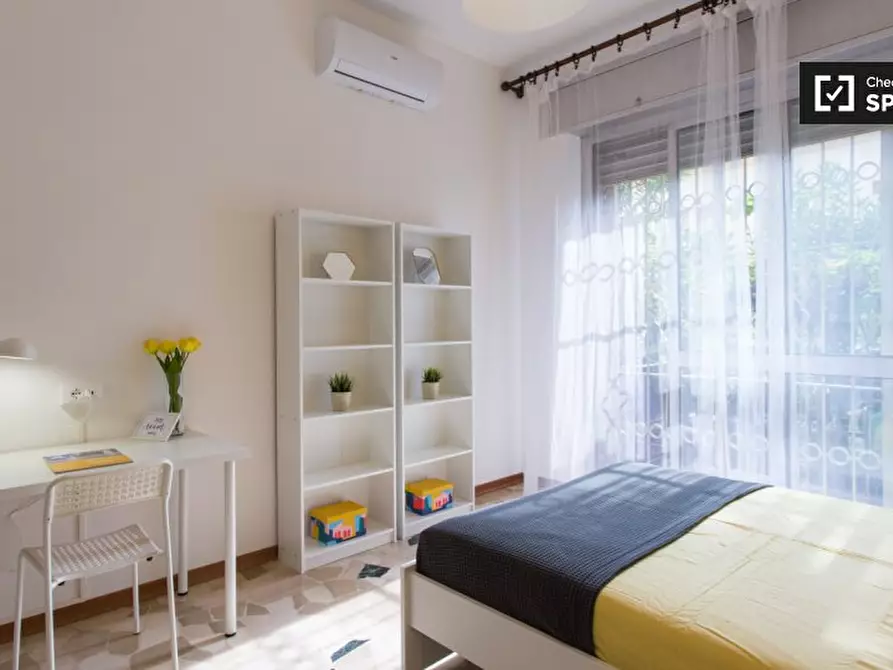 Immagine 2 di Camera condivisa in affitto  in Via Privata Stefanardo da Vimercate a Milano