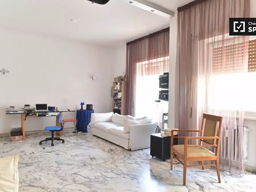 Immagine 6 di Camera condivisa in affitto  in Via Cardinale Mistrangelo, 00167 Roma RM, Italy a Roma