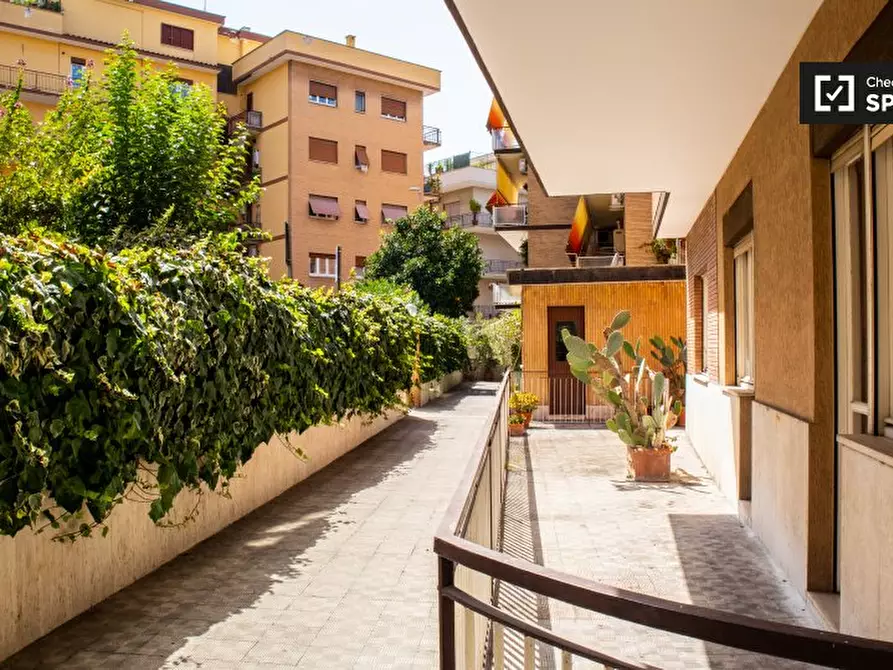 Immagine 18 di Appartamento in affitto  in Via Gregorio XIII, 00167 Roma RM, Italy a Roma