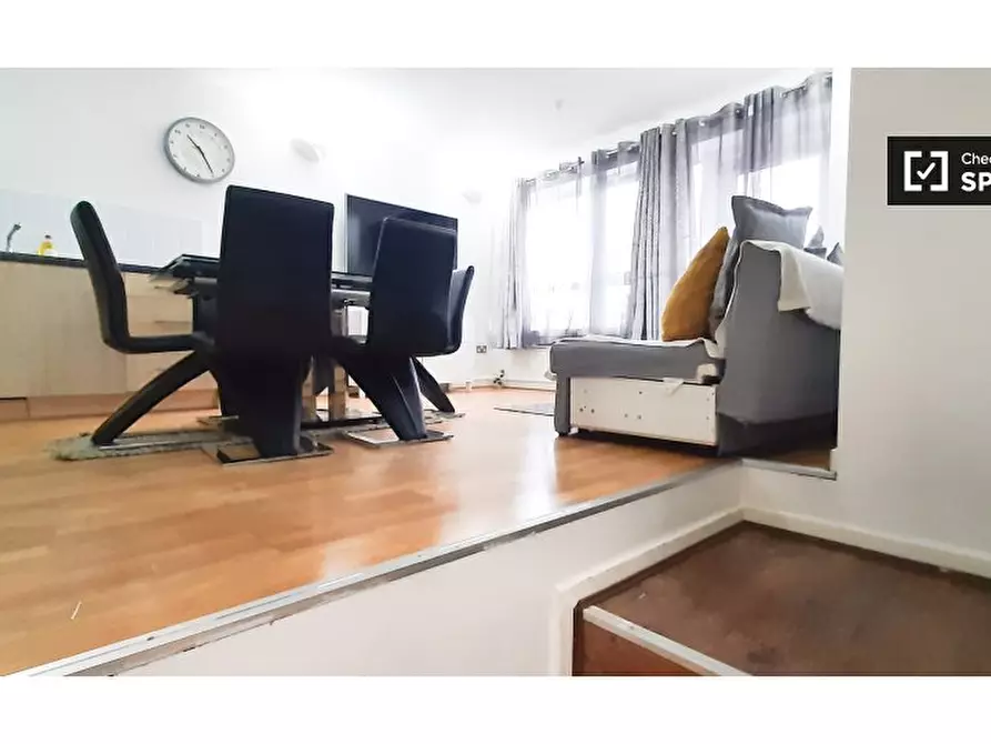 Immagine 13 di Appartamento in affitto  in Calderwood St a Eltham