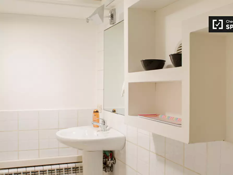 Immagine 12 di Appartamento in affitto  in Via Vittorio Veneto a Roma