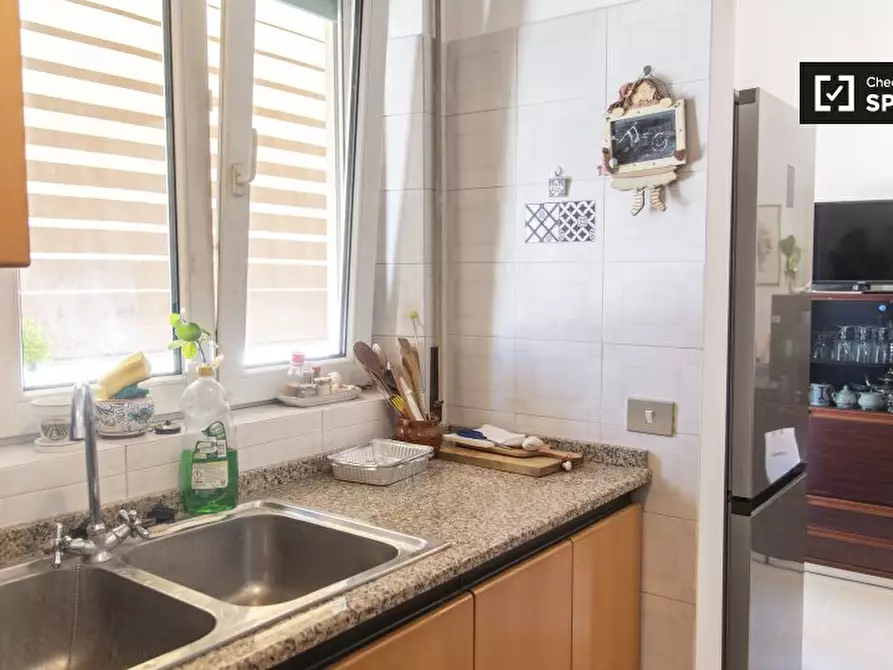 Immagine 11 di Camera condivisa in affitto  in Via Torri in Sabina a Roma