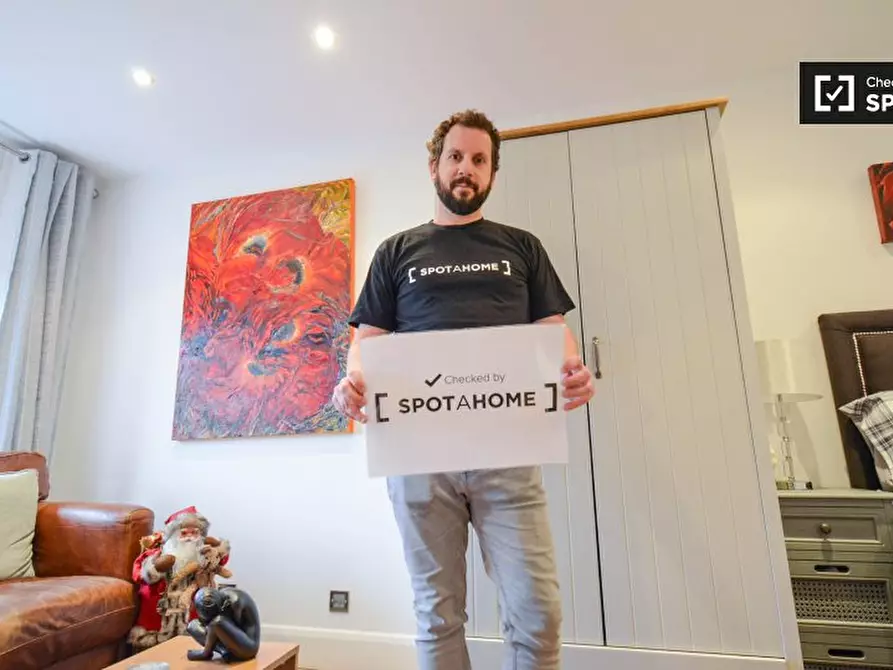 Immagine 11 di Ufficio in affitto  in Burnell Ave, Richmond TW10, UK a Richmond