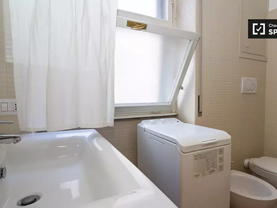 Immagine 9 di Appartamento in affitto  in Via Gabriele d'Annunzio a Milano