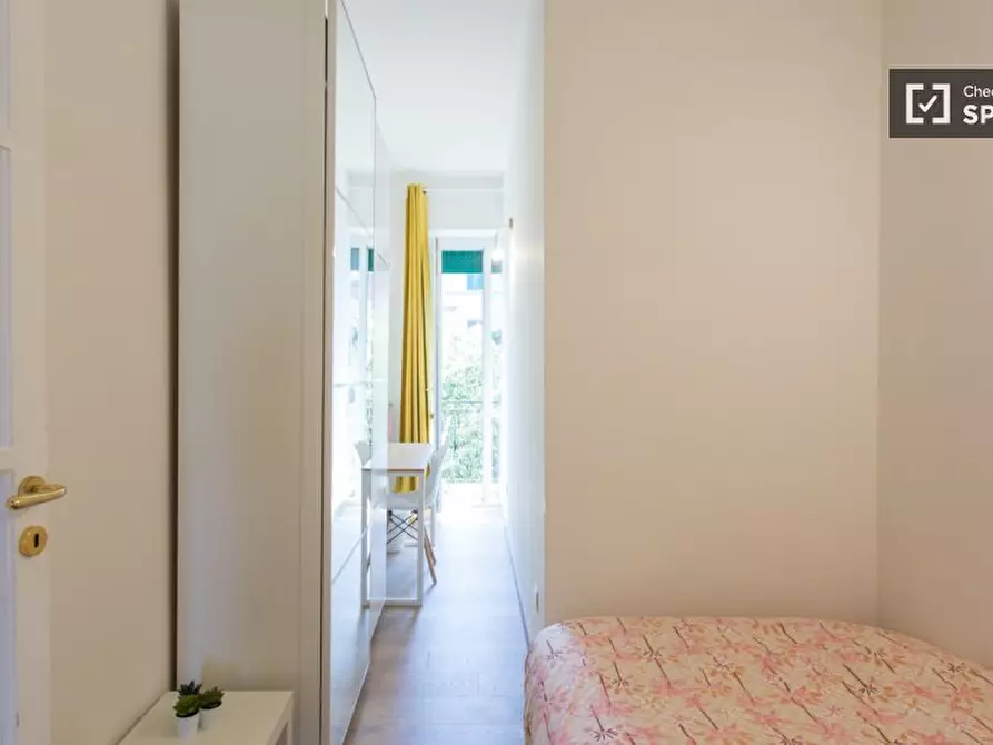 Immagine 15 di Camera condivisa in affitto  in Via Teodosio a Milano