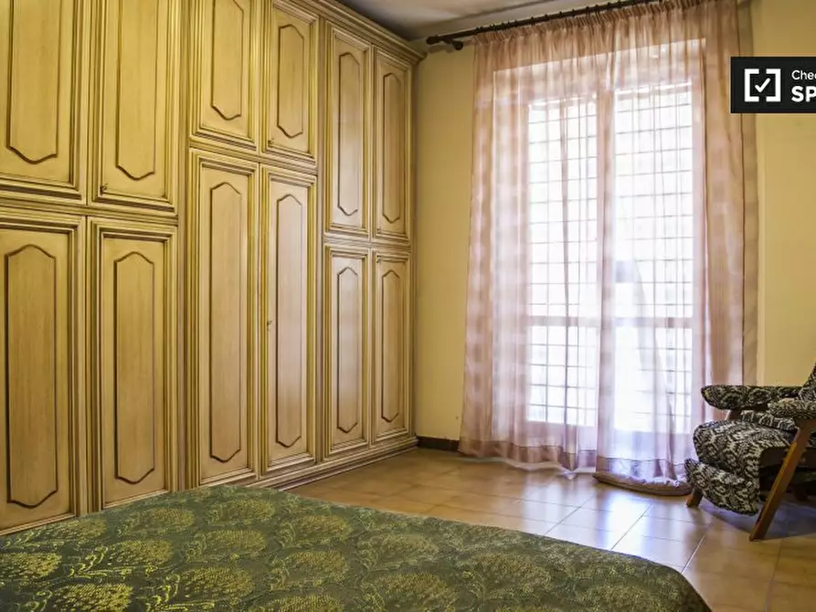 Immagine 3 di Camera condivisa in affitto  in Via Santa Domenica Talao a Roma