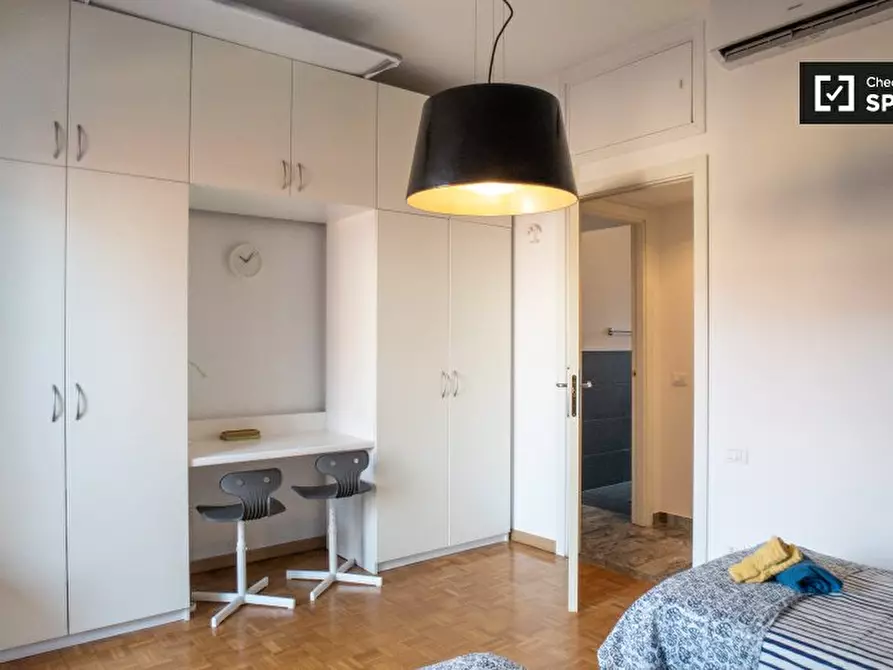 Immagine 3 di Camera condivisa in affitto  in Via Giuseppe Ripamonti a Milano