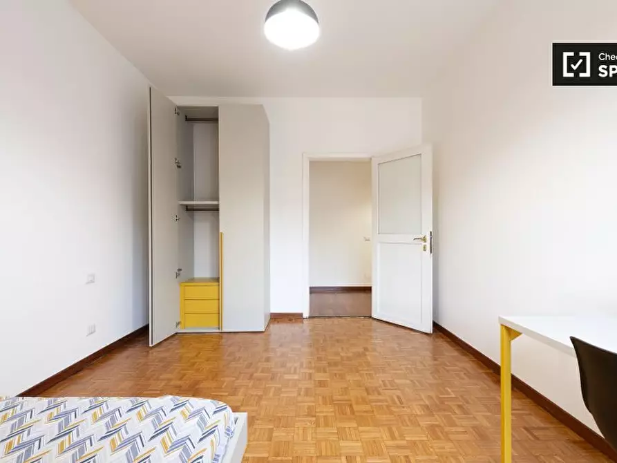 Immagine 3 di Camera condivisa in affitto  in Via Leopoldo Cicognara a Milano