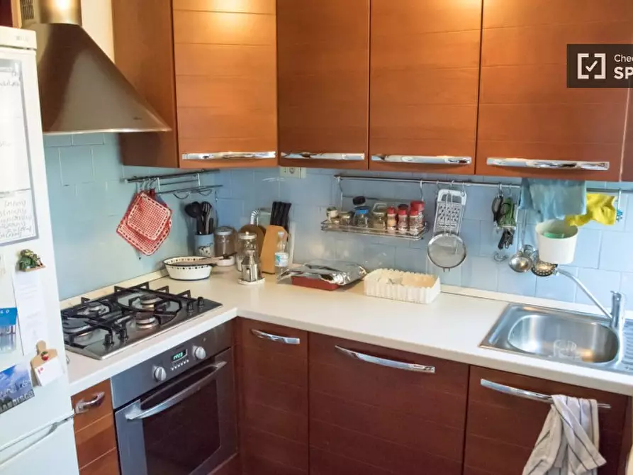 Immagine 8 di Camera condivisa in affitto  in Via Prenestina a Roma