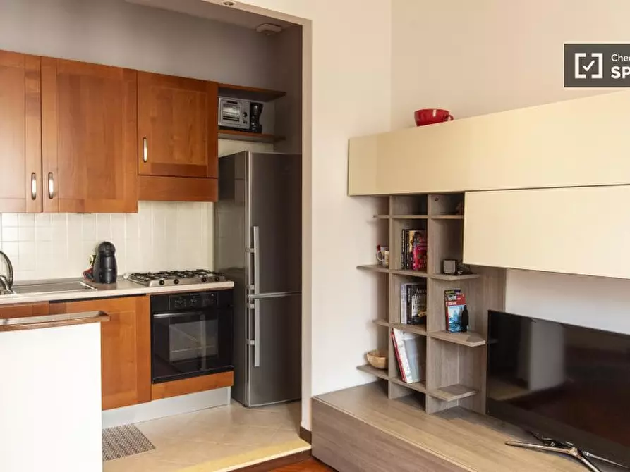 Immagine 2 di Appartamento in affitto  in Via Alfredo Baccarini a Roma