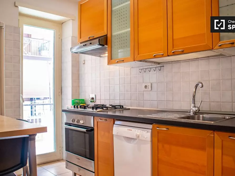 Immagine 5 di Appartamento in affitto  in Via Gregorio XIII, 00167 Roma RM, Italy a Roma