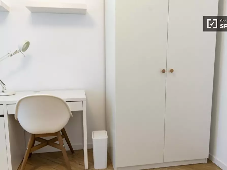 Immagine 4 di Camera condivisa in affitto  in Via Crema a Roma