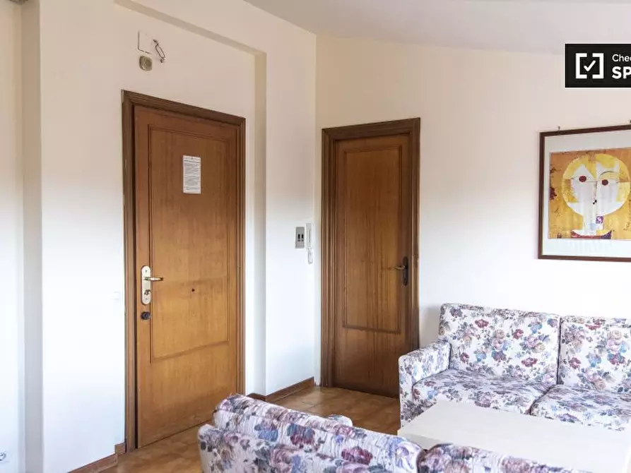 Immagine 8 di Appartamento in affitto  in Via Ildebrando Vivanti a Roma