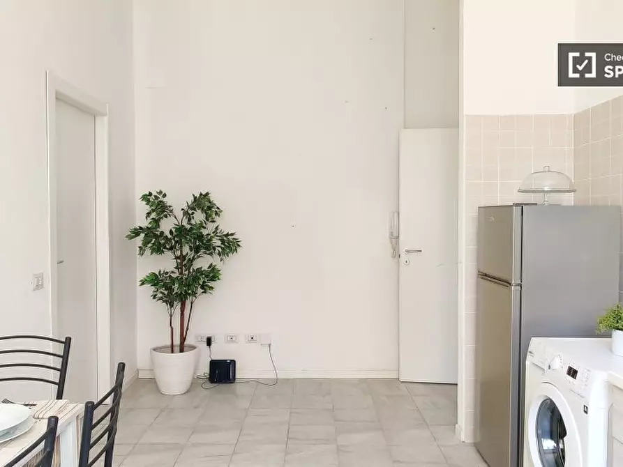 Immagine 11 di Appartamento in affitto  in Via dei Panigarola a Milano