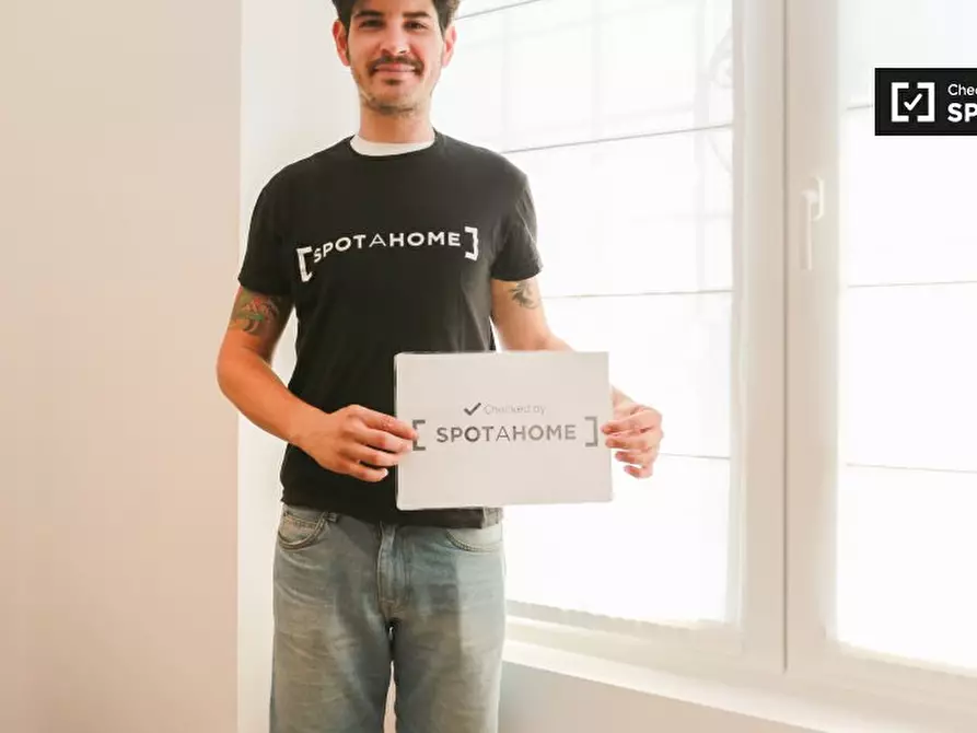 Immagine 4 di Appartamento in affitto  in Via Giovanni Pezzotti a Milano