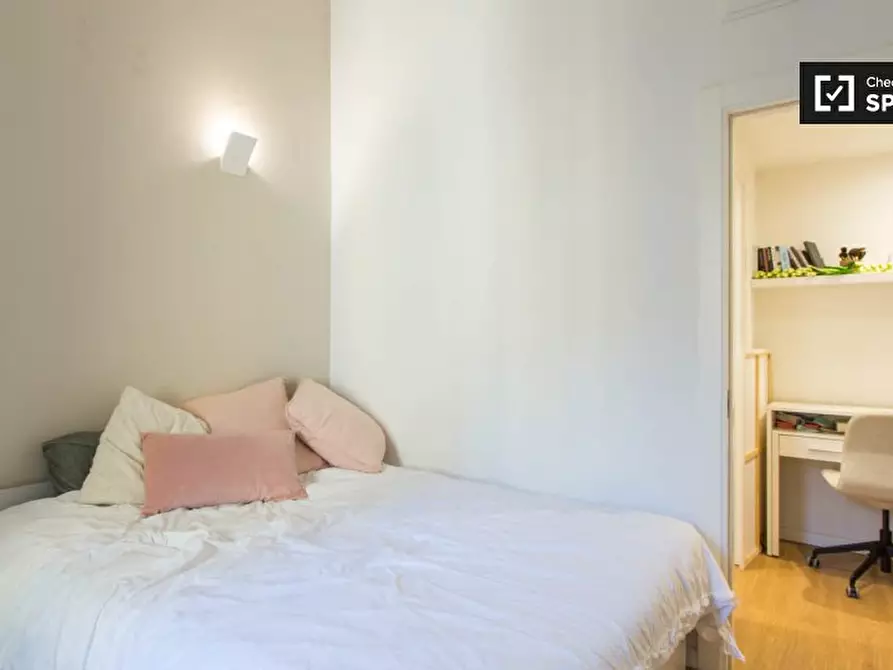 Immagine 9 di Appartamento in affitto  in Via Verona a Milano