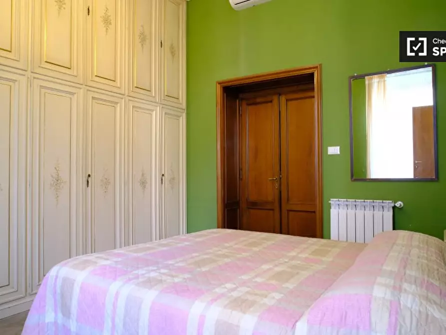 Immagine 10 di Residence in affitto  in Via Albalonga a Roma