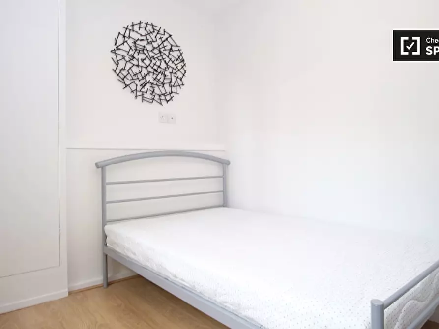 Immagine 5 di Camera condivisa in affitto  in Beaumont Square a Poplar