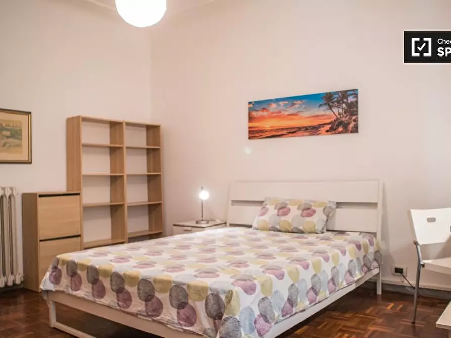 Immagine 2 di Camera condivisa in affitto  in Via Salaria, 00198 Roma RM, Italy a Roma