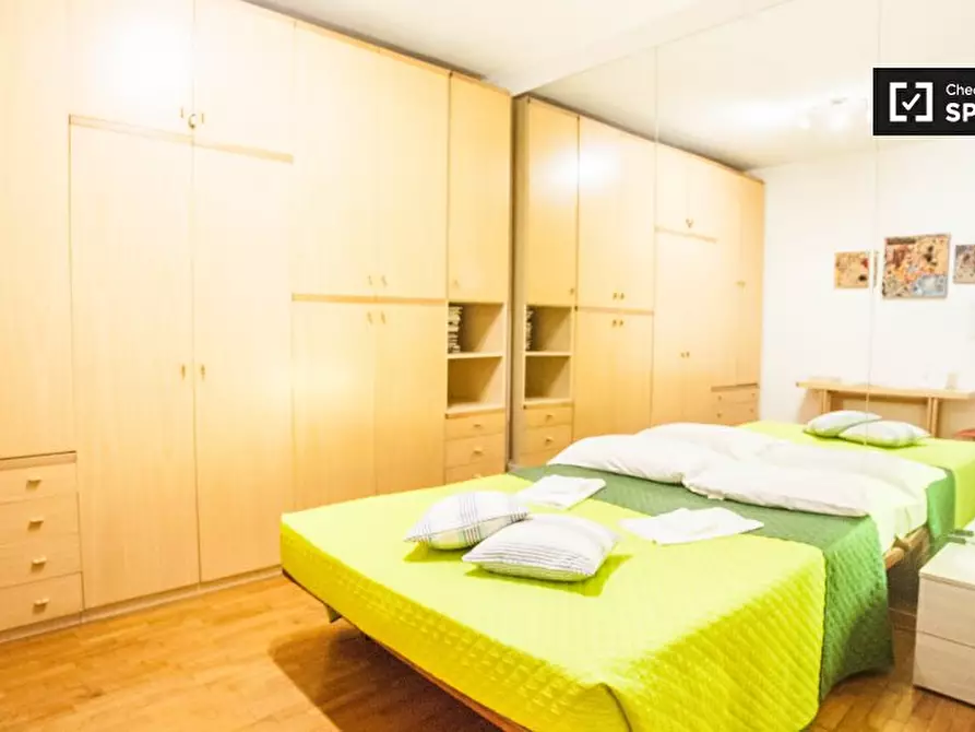 Immagine 12 di Appartamento in affitto  in Via di San Teodoro a Roma