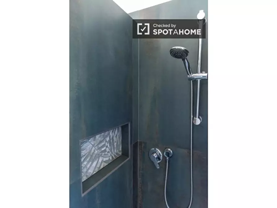 Immagine 5 di Ufficio in affitto  in Via Francesco Marconi a Roma