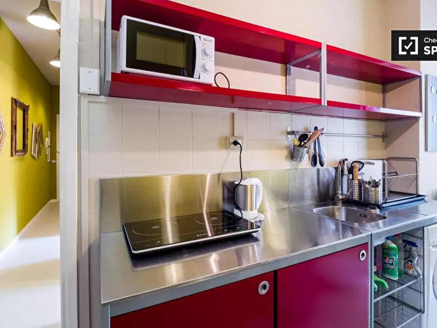 Immagine 6 di Camera condivisa in affitto  in Via dei Biancospini a Milano