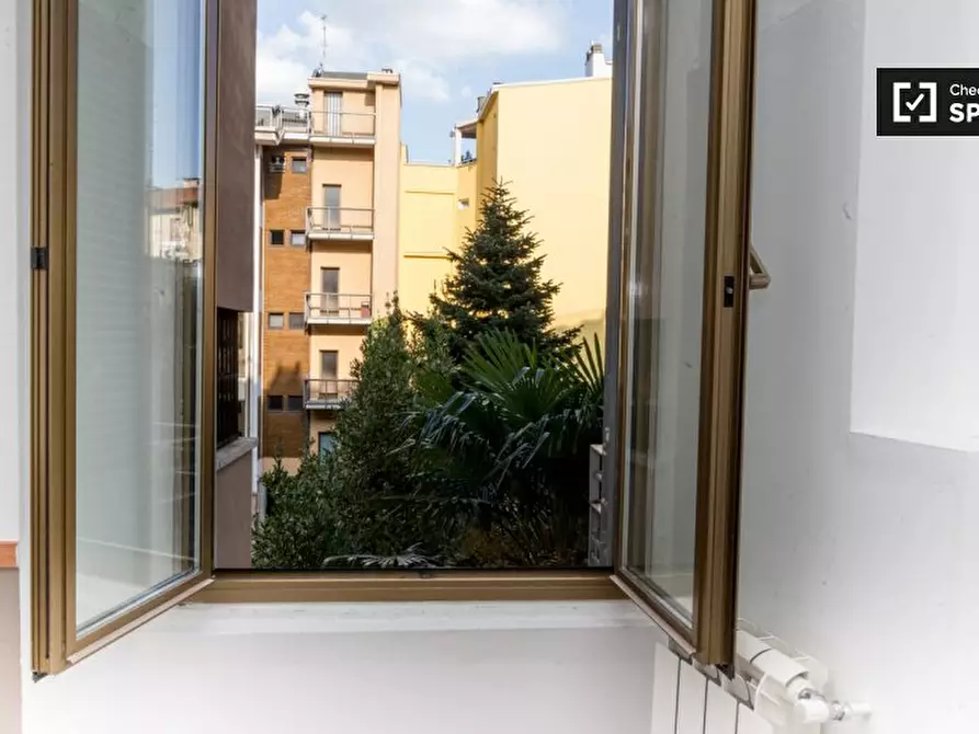 Immagine 3 di Camera condivisa in affitto  in Via Pietro Marocco a Milano