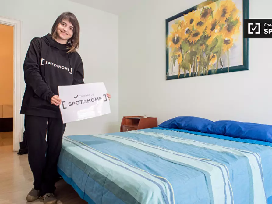 Immagine 18 di Camera condivisa in affitto  in Via Nicolò da Pistoia a Roma