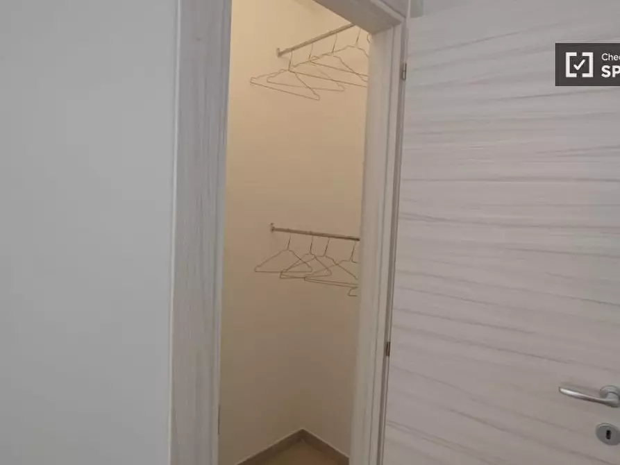 Immagine 4 di Camera condivisa in affitto  in Via Baldo degli Ubaldi a Roma