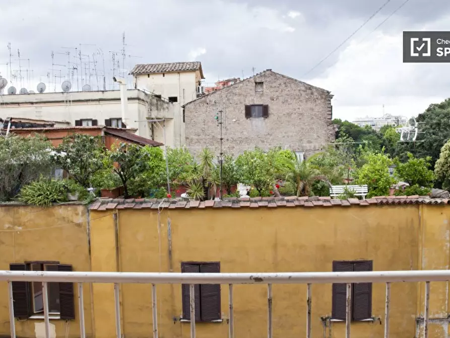 Immagine 16 di Camera condivisa in affitto  in Via Tiburtina a Roma
