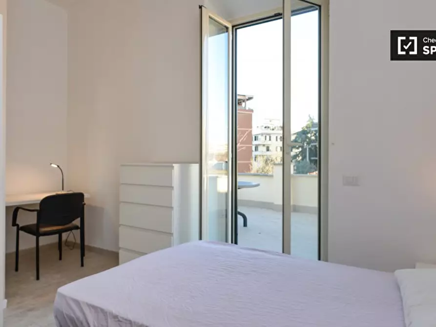 Immagine 12 di Camera condivisa in affitto  in Via dei Sulpici a Roma