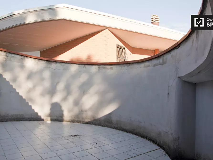 Immagine 5 di Camera condivisa in affitto  in Via Giulio Galli a Roma