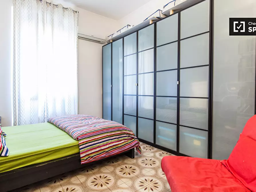 Immagine 4 di Camera condivisa in affitto  in Via Ettore Rolli a Roma