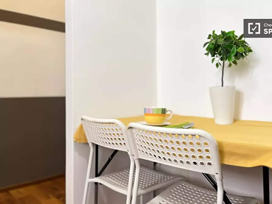 Immagine 12 di Appartamento in affitto  in Via Privata Golfo degli Aranci a Milano