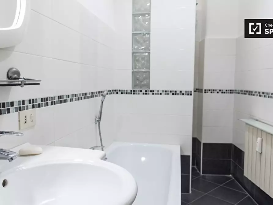 Immagine 17 di Camera condivisa in affitto  in Piazza Bologna a Roma