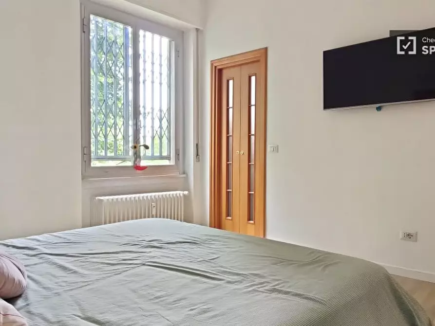 Immagine 4 di Camera condivisa in affitto  in Viale Omero a Milano