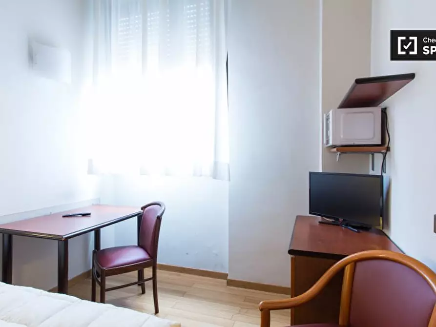 Immagine 3 di Ufficio in affitto  in Via Lepontina a Milano