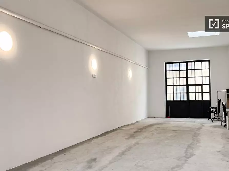 Immagine 16 di Camera condivisa in affitto  in Via Comune Antico a Milano