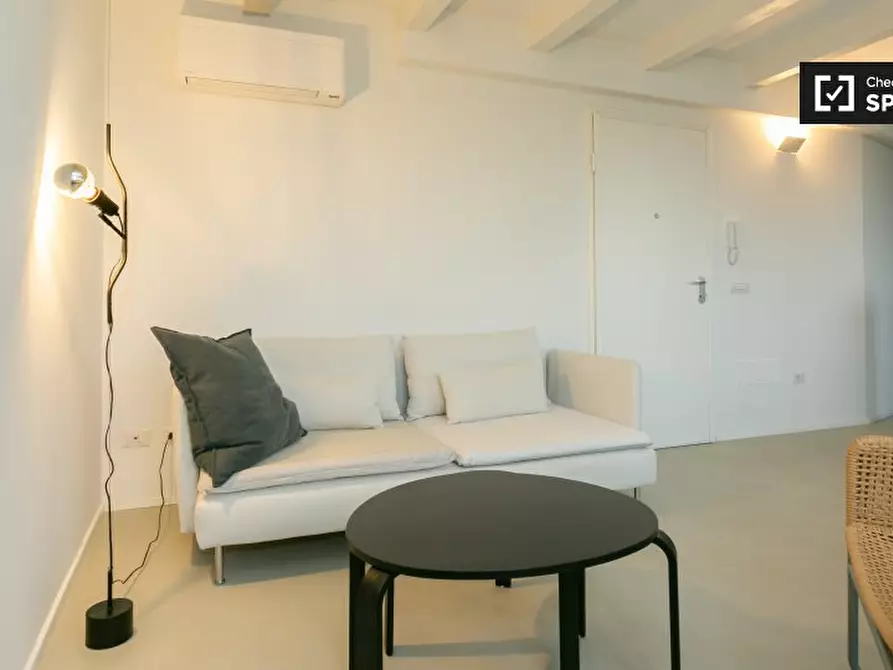 Immagine 7 di Appartamento in affitto  in Piazza S. Camillo de Lellis a Milano