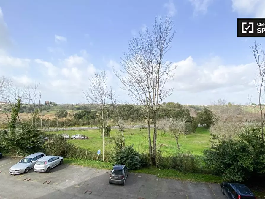 Immagine 12 di Appartamento in affitto  in Via Bogliasco a Roma