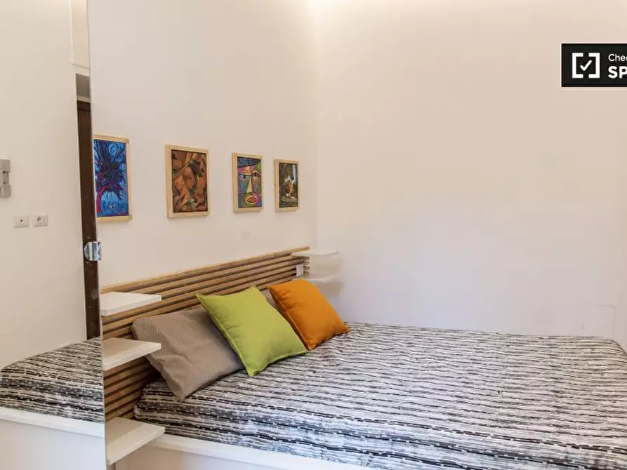 Immagine 3 di Camera condivisa in affitto  in Viale Furio Camillo, 00181 Roma RM, Italy a Roma