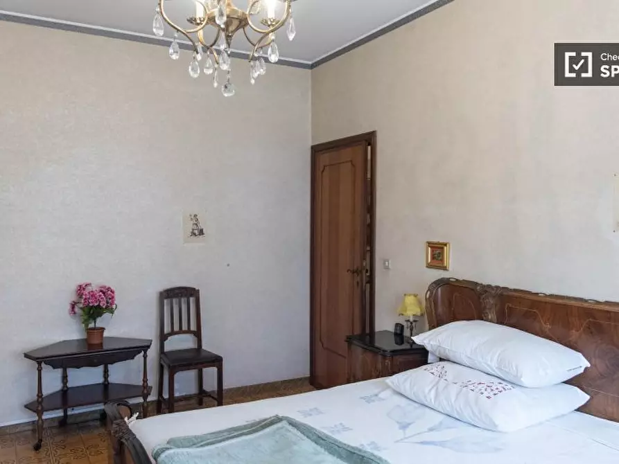 Immagine 17 di Camera condivisa in affitto  in Via Angelo Berardi a Roma