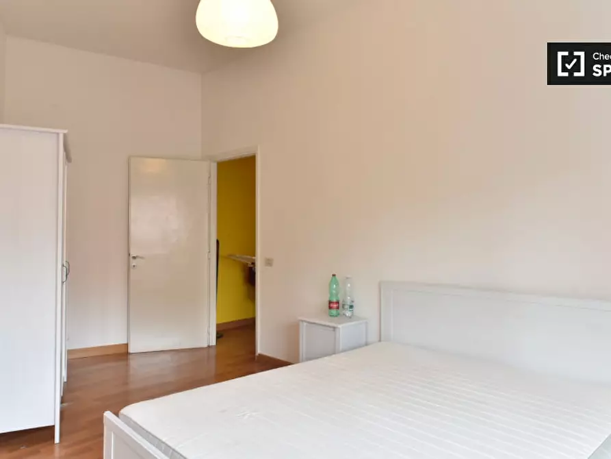 Immagine 15 di Camera condivisa in affitto  in Via Lorenzo Valla a Roma