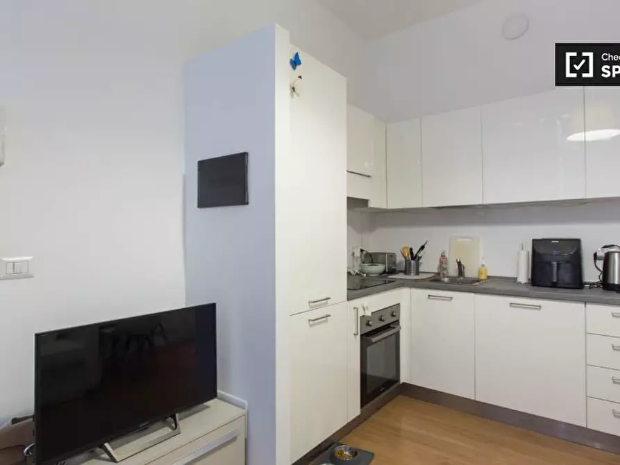 Immagine 4 di Appartamento in affitto  in Via Verona a Milano