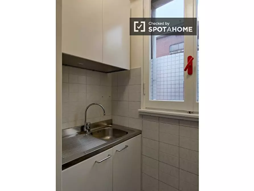 Immagine 13 di Appartamento in affitto  in Via Alberto da Gandino a Milano