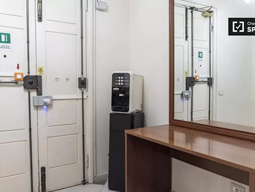 Immagine 19 di Appartamento in affitto  in Via Nazionale a Roma