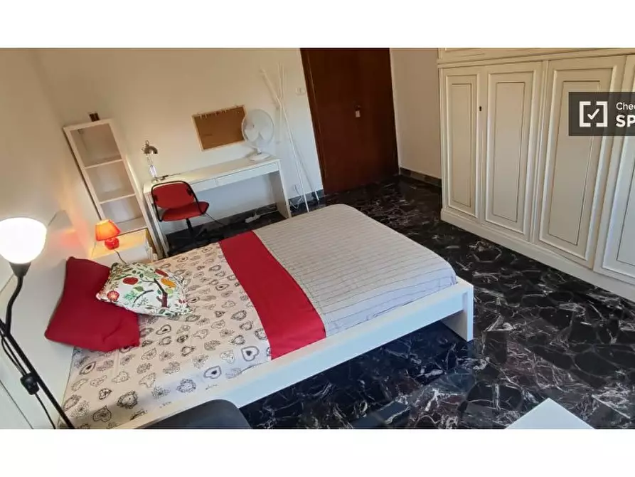 Immagine 3 di Camera condivisa in affitto  in Viale Fratelli Rosselli a Firenze