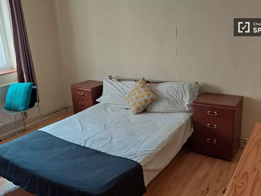 Immagine 14 di Camera condivisa in affitto  in Lebanon Gardens a Wandsworth